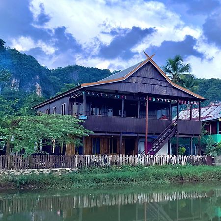 Nasrul House Homestay For Backpackers Maros Екстер'єр фото