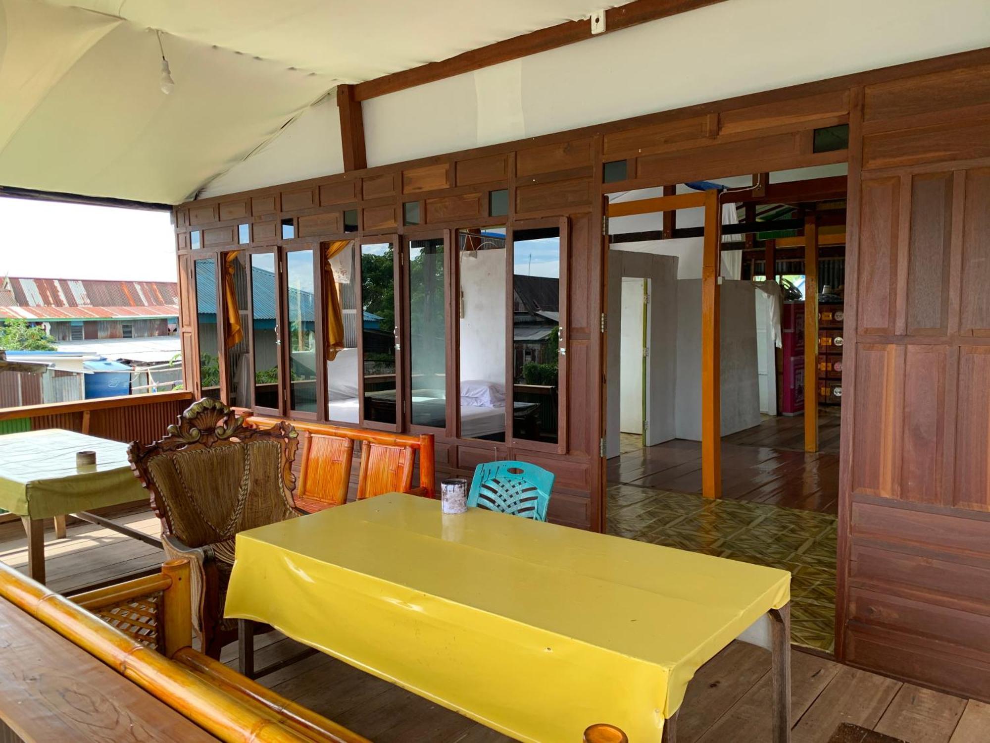 Nasrul House Homestay For Backpackers Maros Екстер'єр фото