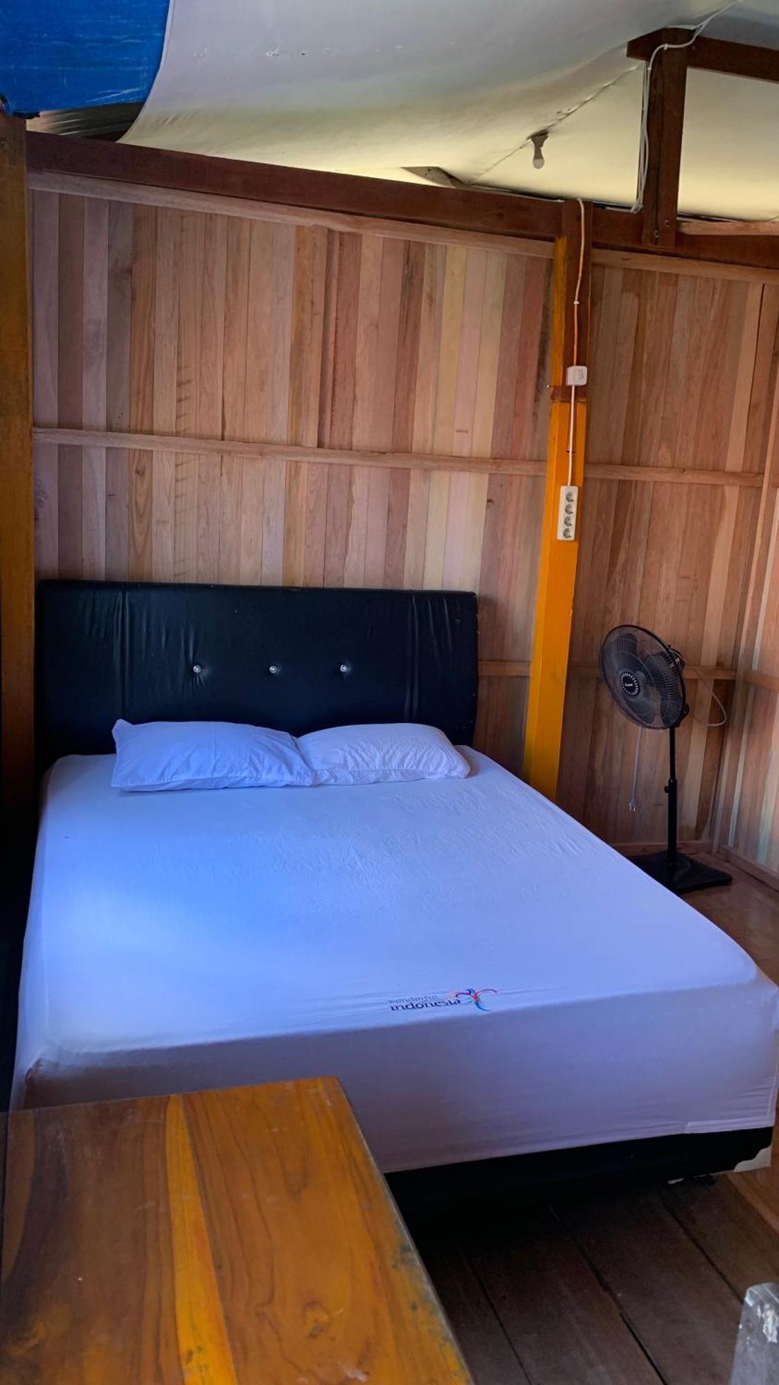 Nasrul House Homestay For Backpackers Maros Екстер'єр фото